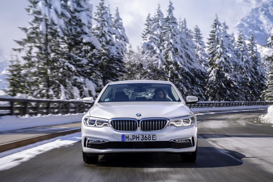  BMW 530e 2017 года  (WW) (фото 45 из 57)
